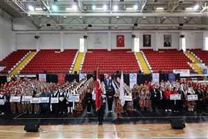 Karaman Halk Oyunlarının Coşkusuna Ev Sahipliği Yaptı
